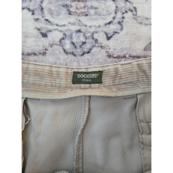 #43 Dockers Flat Front Relaxed fit Premium no wrinkle tan khakis corduroy 38x29 - Picture 3 of 5